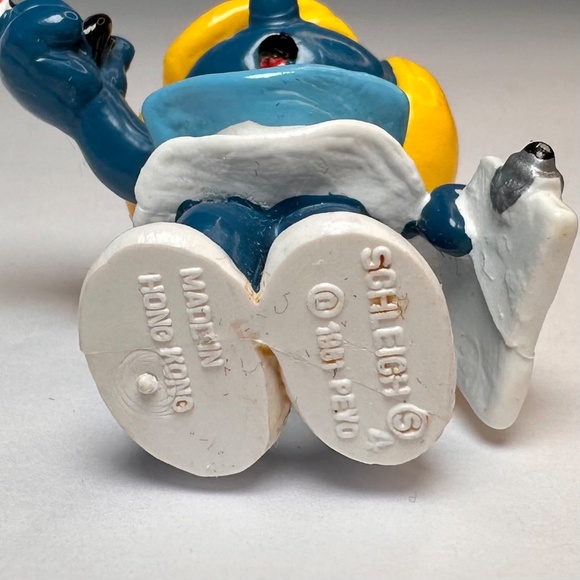 Vintage Schleich Nurse Smurfette π 1980 Peyo β Made in Hong Kong - Picture 8 of 8